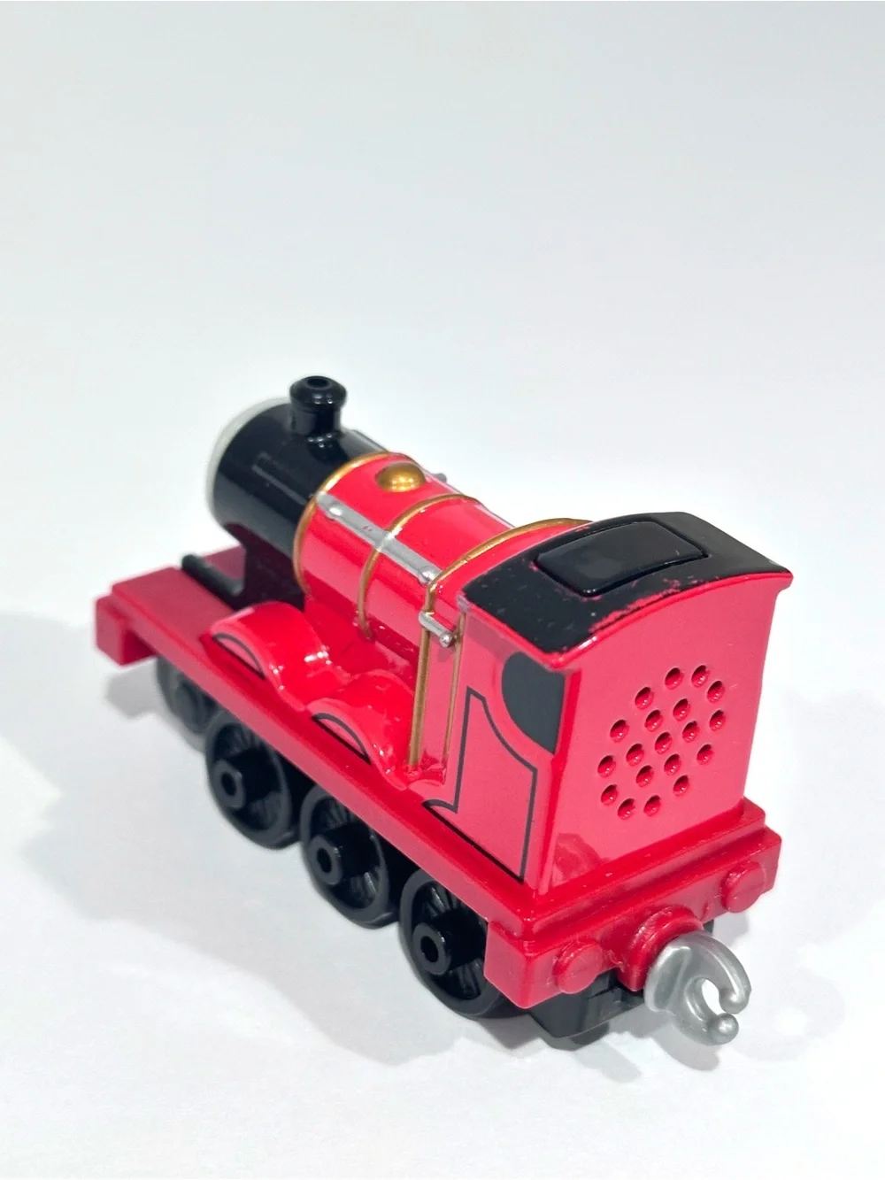 Thomas & Friends Adventures Talking Dino Discovery James with Tender Diecast
